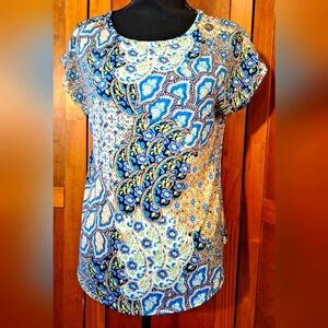 🦚STAR VIXEN short sleeve short. Peacock colors! Size P/S